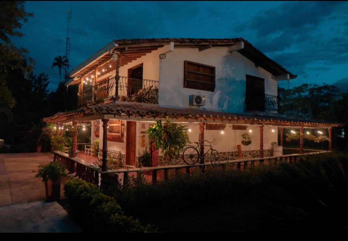 Hotel San Sebastian Del Tonusco Santa Fe de Antioquia Exteriér fotografie